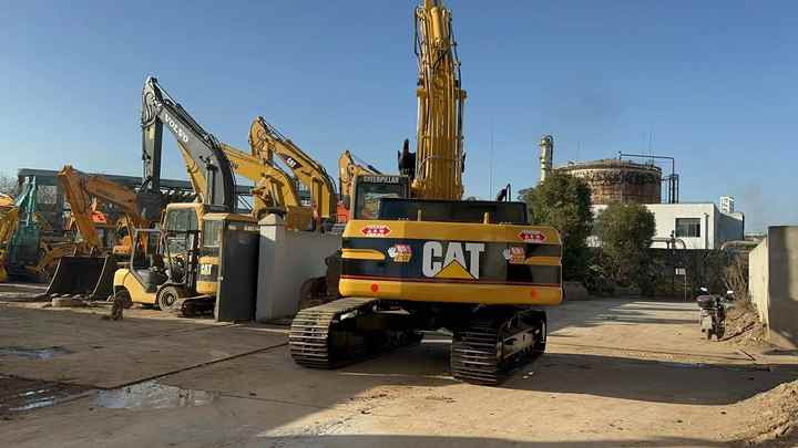 Used Digger CAT 325BL Construction Machinery Construction Digger Used CAT 325BL Cheap Excavator - Paletli ekskavatör: fotoğraf 2 Used Digger CAT 325BL Construction Machinery Construction Digger Used CAT 325BL Cheap Excavator - Paletli ekskavatör: fotoğraf 2