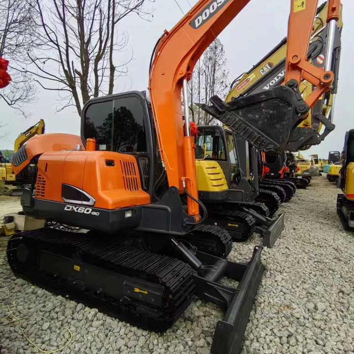 Used Digger DOOSAN DX60 Construction Machinery Construction Digger Used DOOSAN DX60 Cheap Excavator - Paletli ekskavatör: fotoğraf 1 Used Digger DOOSAN DX60 Construction Machinery Construction Digger Used DOOSAN DX60 Cheap Excavator - Paletli ekskavatör: fotoğraf 1