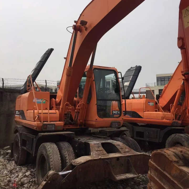 Used Digger Doosan Dh210w-7 Construction Machinery Construction Digger Used Doosan Dh210w-7 Cheap Excavator - Tekerlekli ekskavatör: fotoğraf 1 Used Digger Doosan Dh210w-7 Construction Machinery Construction Digger Used Doosan Dh210w-7 Cheap Excavator - Tekerlekli ekskavatör: fotoğraf 1