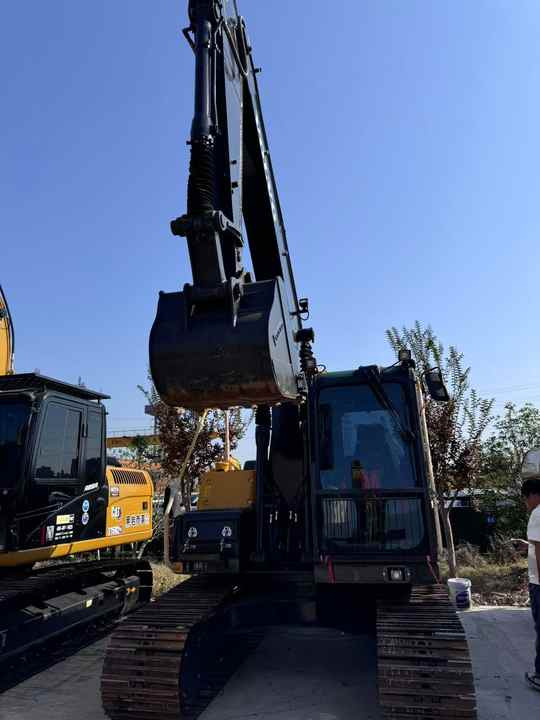 Used Digger VOLVO EC140 Construction Machinery Construction Digger Used VOLVO EC140 Cheap Excavator - Paletli ekskavatör: fotoğraf 2 Used Digger VOLVO EC140 Construction Machinery Construction Digger Used VOLVO EC140 Cheap Excavator - Paletli ekskavatör: fotoğraf 2