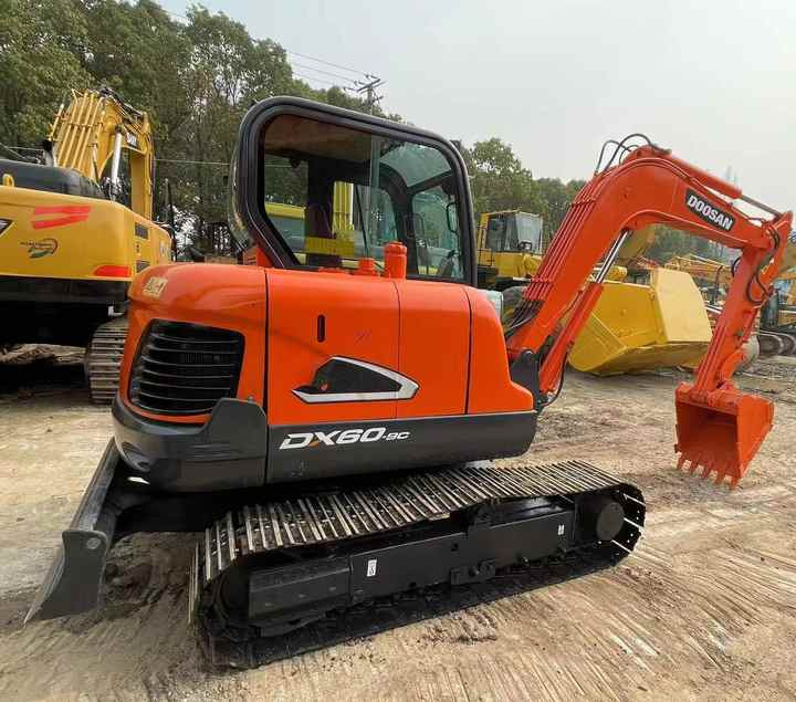 Used Doosan DX60-9c Excavator | Low Hours | Robust Undercarriage | Global Shipping | Discounted Price - Ekskavatör: fotoğraf 1 Used Doosan DX60-9c Excavator | Low Hours | Robust Undercarriage | Global Shipping | Discounted Price - Ekskavatör: fotoğraf 1