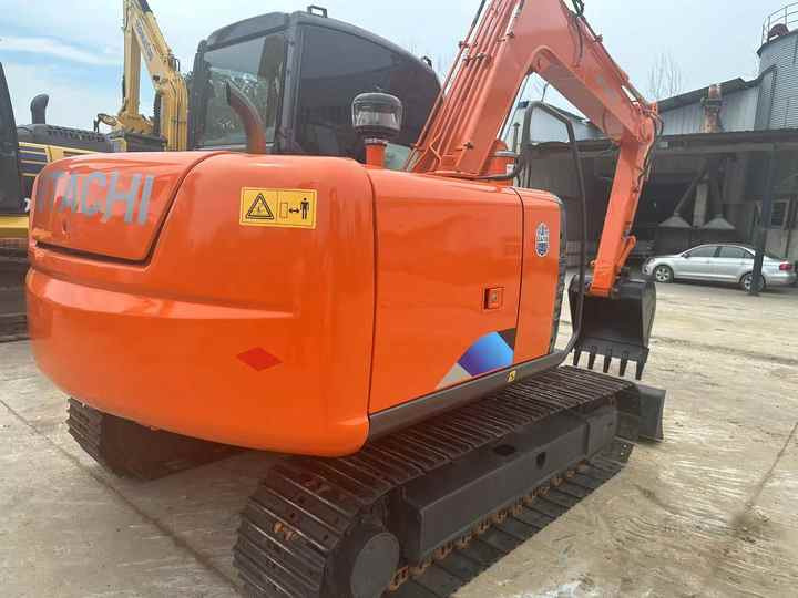 Used HITACHI ZX-70 - Ekskavatör: fotoğraf 3 Used HITACHI ZX-70 - Ekskavatör: fotoğraf 3