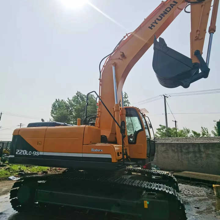 Used HYUNDAI R220-9S New Model Excavator Second Hand Machine Popular Brand Korean hyundai Hydraulic Machinery - Ekskavatör: fotoğraf 1 Used HYUNDAI R220-9S New Model Excavator Second Hand Machine Popular Brand Korean hyundai Hydraulic Machinery - Ekskavatör: fotoğraf 1