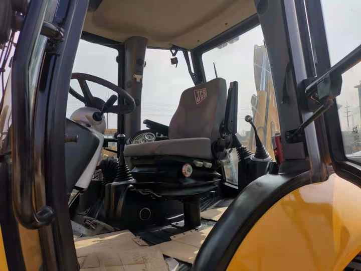 Used Small Bakchoe Loader JCB 4CX Towable Backhoe/3cx 4cx Jcb Backhoe Loader for Sale - Iş makinesi: fotoğraf 5 Used Small Bakchoe Loader JCB 4CX Towable Backhoe/3cx 4cx Jcb Backhoe Loader for Sale - Iş makinesi: fotoğraf 5