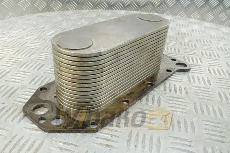 Cummins 3966365 - Yağ soğutucusu - İş makinaları: fotoğraf 1 Cummins 3966365 - Yağ soğutucusu - İş makinaları: fotoğraf 1
