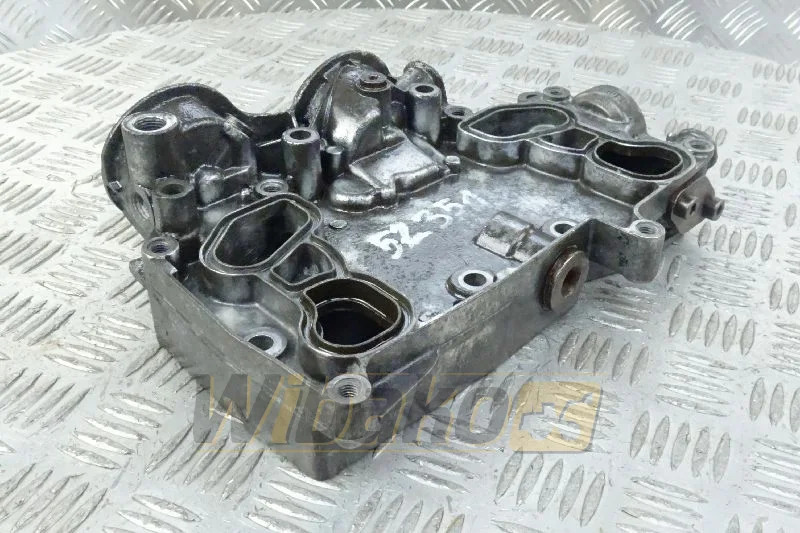 Deutz 04299501 - Yağ soğutucusu - İş makinaları: fotoğraf 1 Deutz 04299501 - Yağ soğutucusu - İş makinaları: fotoğraf 1