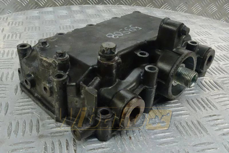 Deutz 04516135 - Yağ soğutucusu - İş makinaları: fotoğraf 1 Deutz 04516135 - Yağ soğutucusu - İş makinaları: fotoğraf 1