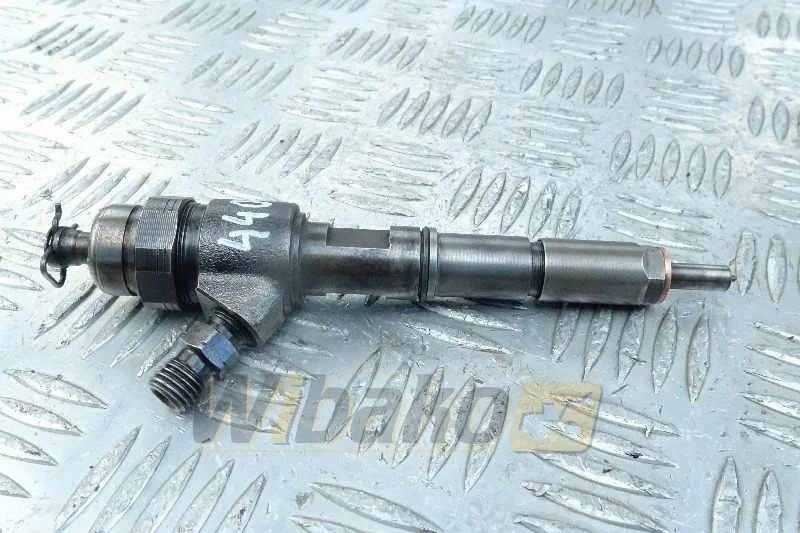 Deutz TCD3.6 L4 04123831 - Enjektör - İş makinaları: fotoğraf 1 Deutz TCD3.6 L4 04123831 - Enjektör - İş makinaları: fotoğraf 1