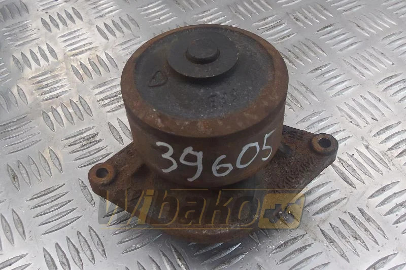 Iveco 451031/02 - Su pompasi: fotoğraf 1 Iveco 451031/02 - Su pompasi: fotoğraf 1