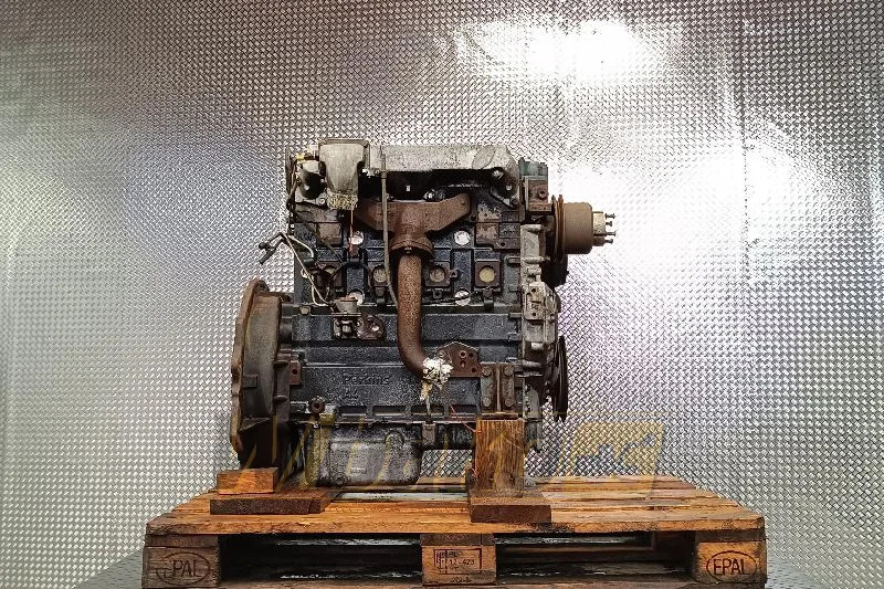 Perkins 1004-4 AA - Motor - İş makinaları: fotoğraf 3 Perkins 1004-4 AA - Motor - İş makinaları: fotoğraf 3