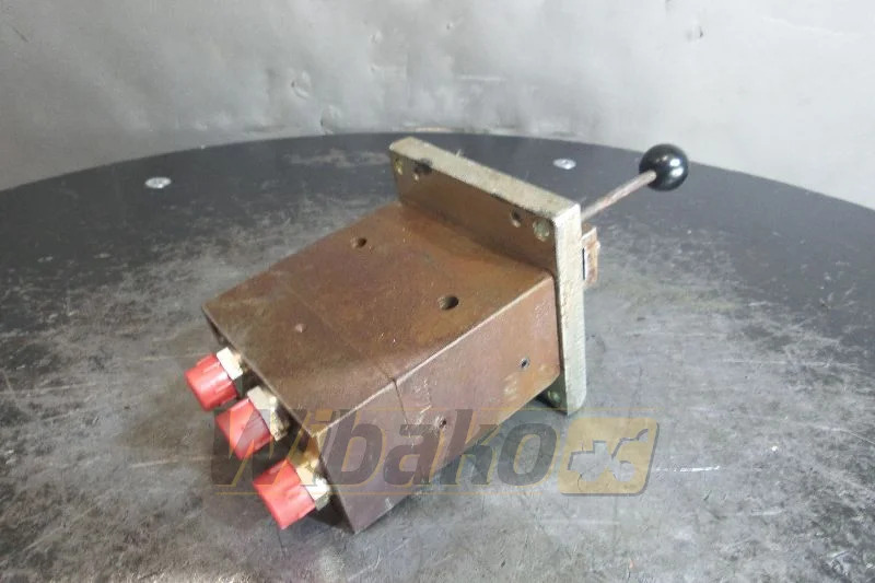 Volvo Akerman EC230 - Hidrolik Valf - İş makinaları: fotoğraf 2 Volvo Akerman EC230 - Hidrolik Valf - İş makinaları: fotoğraf 2