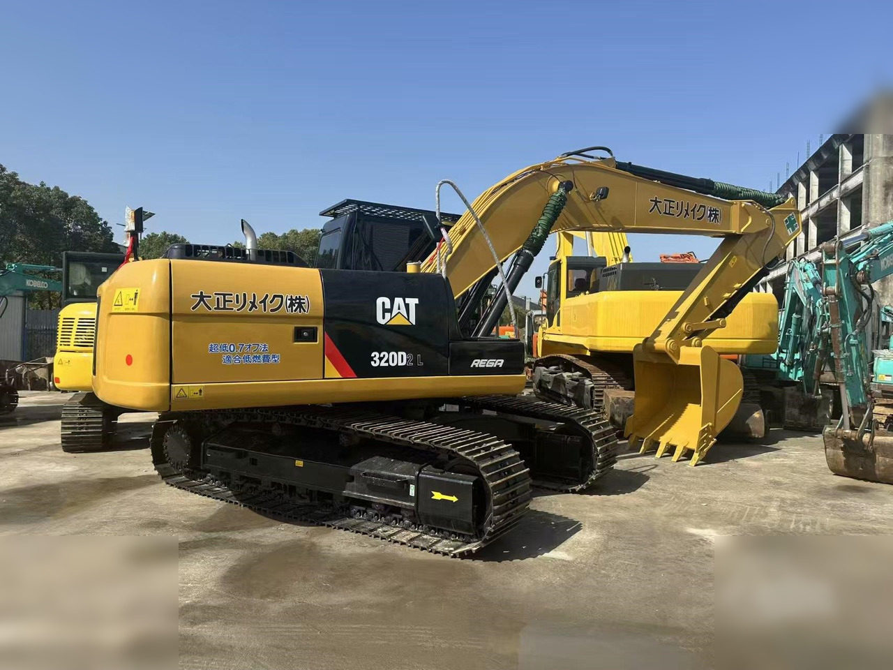 CATERPILLAR 320D2L - Paletli ekskavatör: fotoğraf 1 CATERPILLAR 320D2L - Paletli ekskavatör: fotoğraf 1