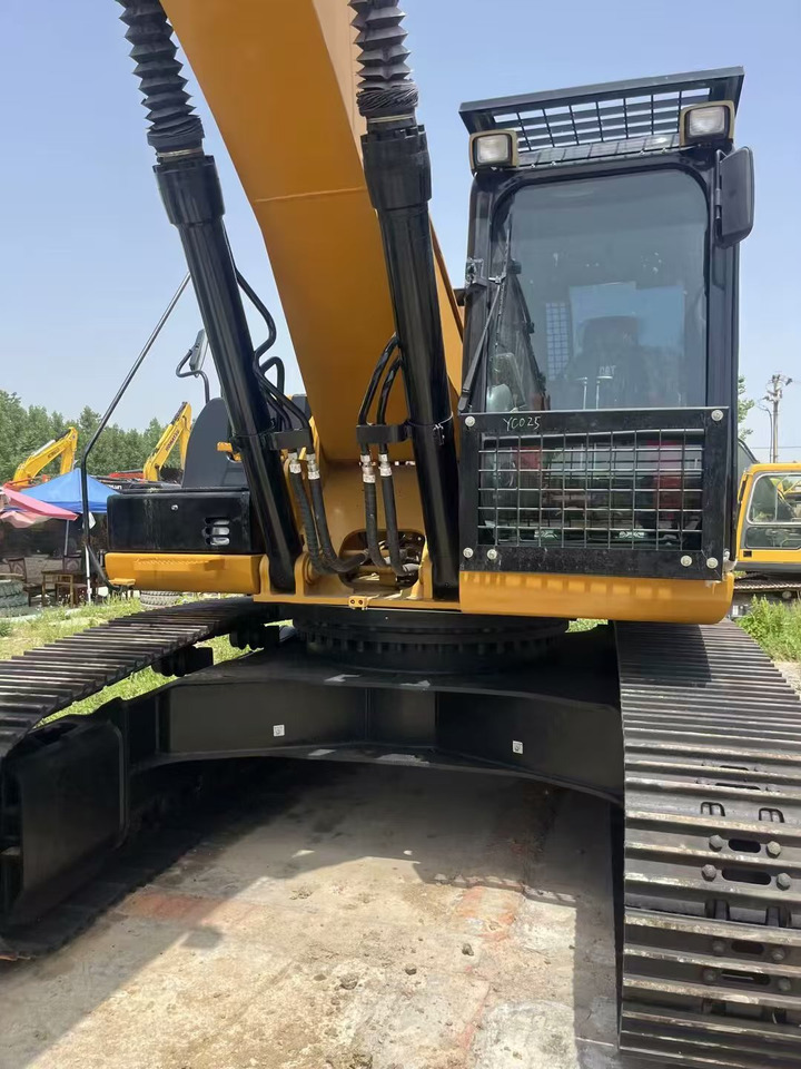 Paletli ekskavatör CATERPILLAR 330D2: fotoğraf 11