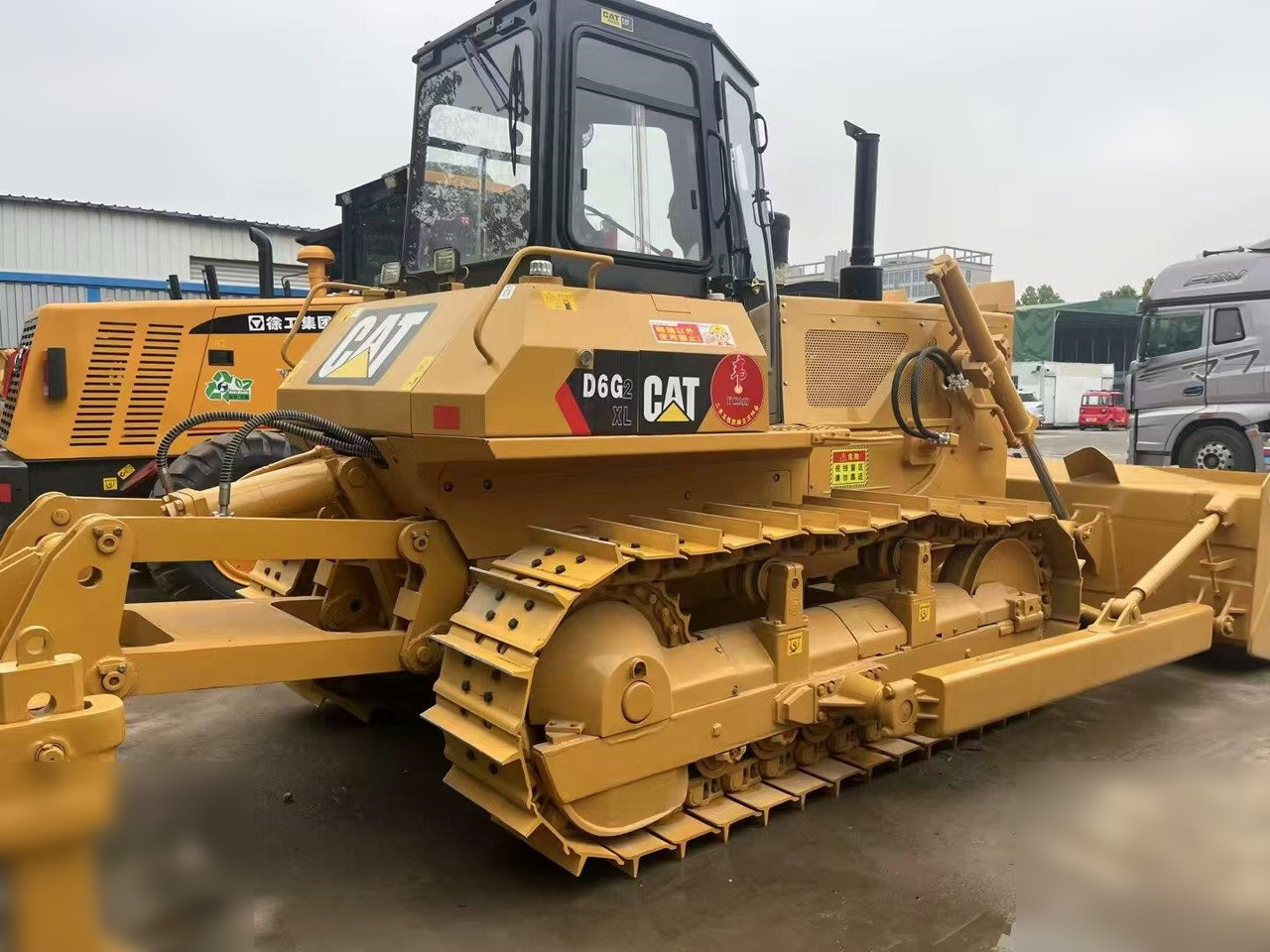 CATERPILLAR D6G - Buldozer: fotoğraf 1 CATERPILLAR D6G - Buldozer: fotoğraf 1