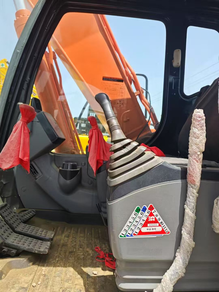 HITACHI ZAXIS 160 - Paletli ekskavatör: fotoğraf 4 HITACHI ZAXIS 160 - Paletli ekskavatör: fotoğraf 4