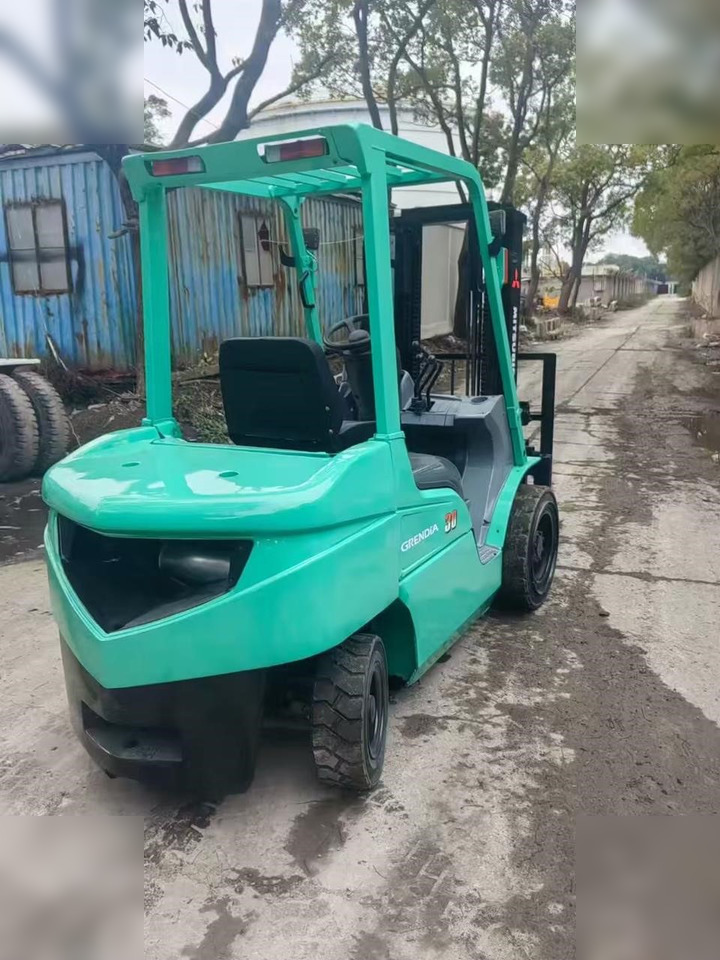 MITSUBISHI FD18 - Dizel forklift: fotoğraf 3 MITSUBISHI FD18 - Dizel forklift: fotoğraf 3