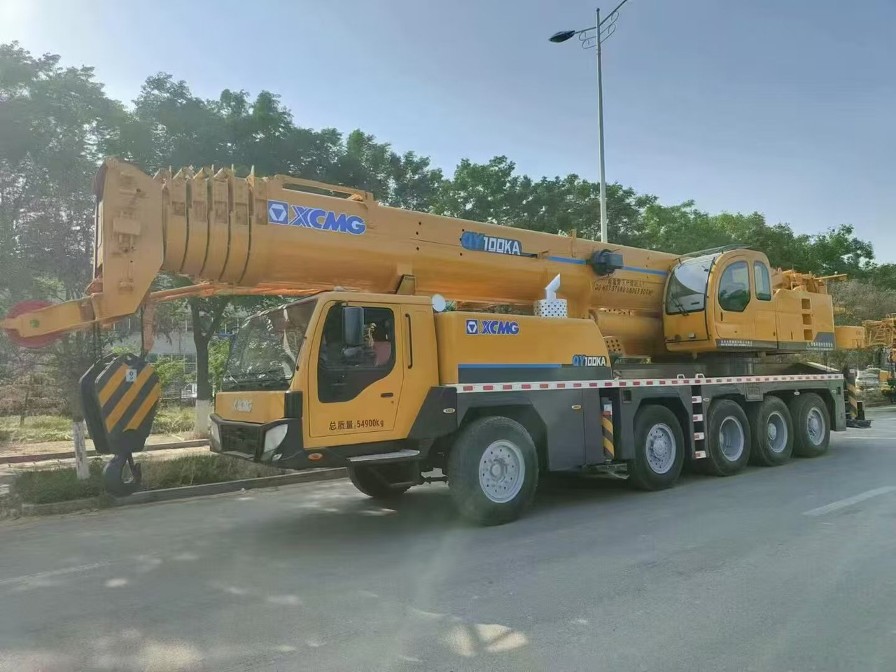 XCMG 100-ton - Mobil vinç: fotoğraf 4 XCMG 100-ton - Mobil vinç: fotoğraf 4