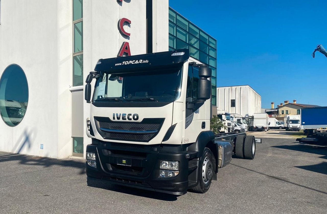 IVECO AD190S36 MOTRICE 2 ASSI TELAIO 2017 - Şasi kamyon: fotoğraf 5 IVECO AD190S36 MOTRICE 2 ASSI TELAIO 2017 - Şasi kamyon: fotoğraf 5