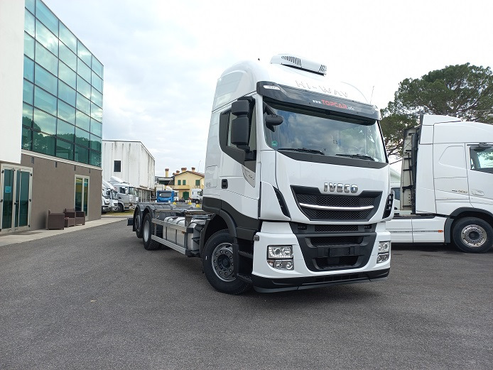 IVECO AS260S48 - Konteynır taşıyıcı/ Yedek karoser kamyon: fotoğraf 5 IVECO AS260S48 - Konteynır taşıyıcı/ Yedek karoser kamyon: fotoğraf 5