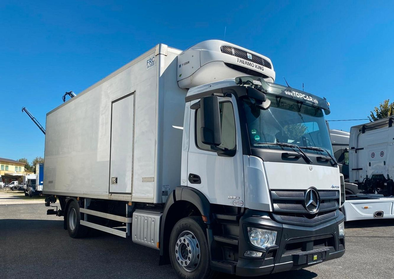 MERCEDES ANTOS 18.33 CASSONE ISOTERMICO E SPONDA - Refrijeratör kamyon: fotoğraf 3 MERCEDES ANTOS 18.33 CASSONE ISOTERMICO E SPONDA - Refrijeratör kamyon: fotoğraf 3