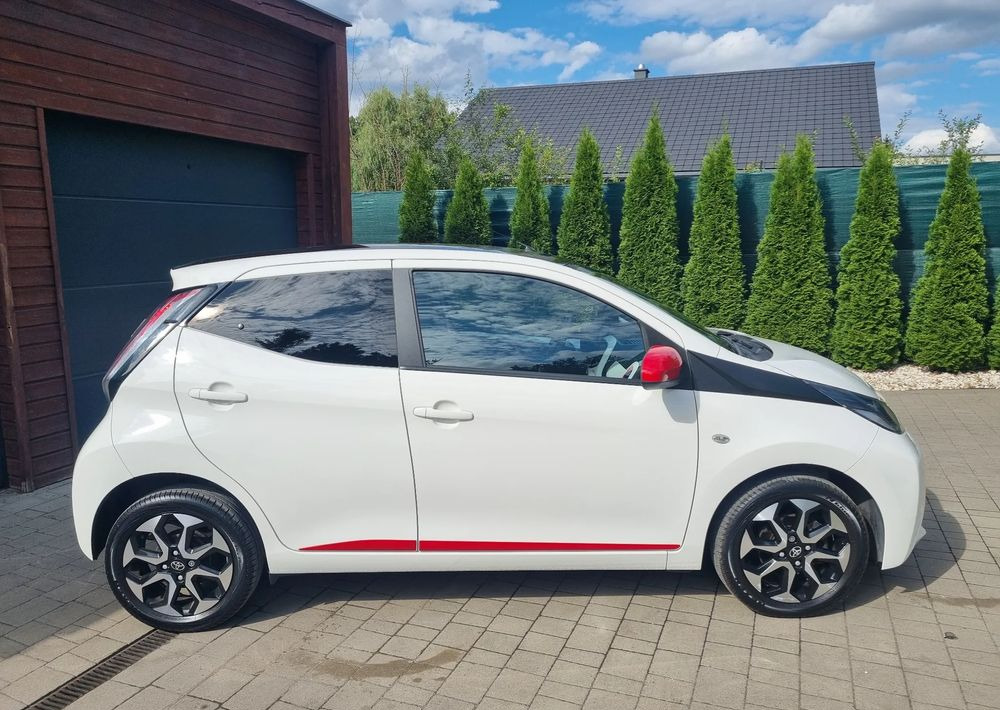 Toyota Aygo 1.0 VVT-i Sprint EU6 - Binek araba: fotoğraf 3 Toyota Aygo 1.0 VVT-i Sprint EU6 - Binek araba: fotoğraf 3