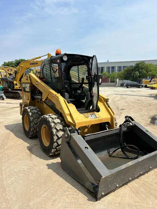90% New Front Loader Tractor CAT 246D Skid Steer Loader / Used Cat 226B 246C 246d Mini Skid Steer Loader in Stock - Mini yükleyici: fotoğraf 4 90% New Front Loader Tractor CAT 246D Skid Steer Loader / Used Cat 226B 246C 246d Mini Skid Steer Loader in Stock - Mini yükleyici: fotoğraf 4