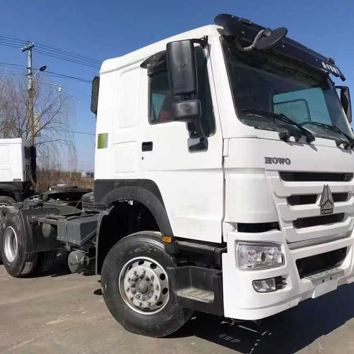 Used HOWO Truck Head Semi-trailer Head Trailer Head - Çekici: fotoğraf 1 Used HOWO Truck Head Semi-trailer Head Trailer Head - Çekici: fotoğraf 1