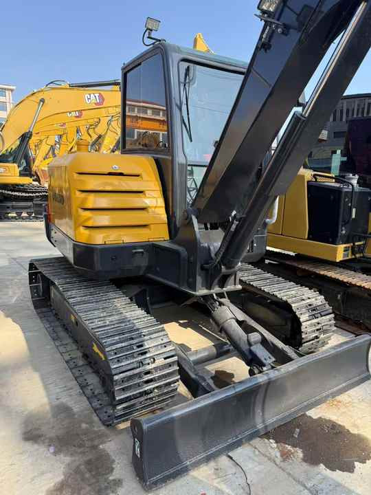 High Quality Used Volvo EC60D Excavator for Sale 6 Ton Compact Machine, Excellent Condition, Ready for Work! - Paletli ekskavatör: fotoğraf 3 High Quality Used Volvo EC60D Excavator for Sale 6 Ton Compact Machine, Excellent Condition, Ready for Work! - Paletli ekskavatör: fotoğraf 3