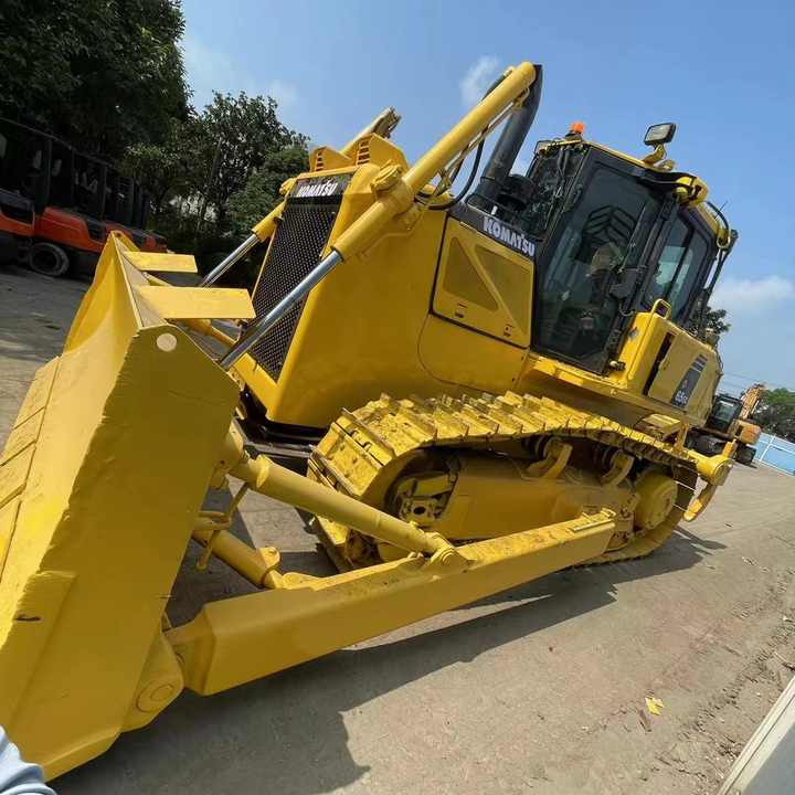 Komatsu D65EX High Efficiency Bulldozer komatsu Engine 180HP Crawler Bulldozer China - Buldozer: fotoğraf 4 Komatsu D65EX High Efficiency Bulldozer komatsu Engine 180HP Crawler Bulldozer China - Buldozer: fotoğraf 4