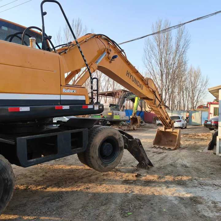 Second Hand Original Korea Brand hyundai 210-9 Wheel Excavator Hot Sale - Tekerlekli ekskavatör: fotoğraf 4 Second Hand Original Korea Brand hyundai 210-9 Wheel Excavator Hot Sale - Tekerlekli ekskavatör: fotoğraf 4