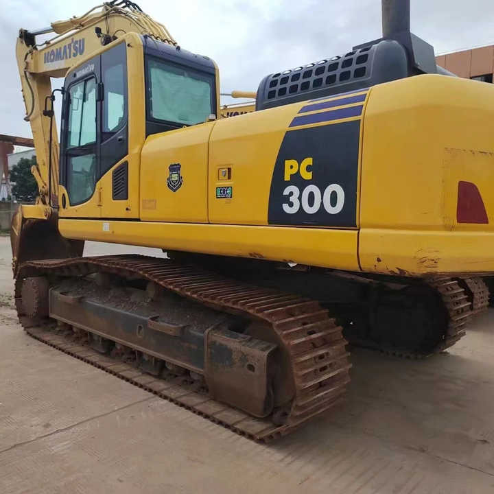 Used Good Quality Japan Original PC300-8 in Good Condition PC300-8 Komatsu - Paletli ekskavatör: fotoğraf 1 Used Good Quality Japan Original PC300-8 in Good Condition PC300-8 Komatsu - Paletli ekskavatör: fotoğraf 1