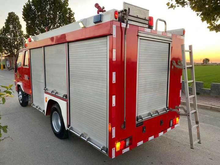 Used Heavy Construction Equipment Rescue Vehicle Second Hand Rescue Vehicle Used Machine Hot Sale - İtfaiye aracı: fotoğraf 5 Used Heavy Construction Equipment Rescue Vehicle Second Hand Rescue Vehicle Used Machine Hot Sale - İtfaiye aracı: fotoğraf 5
