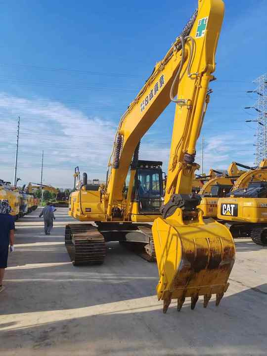 Used Japan Brand komatsu Pc200-8N1 with Wide Tackhoe for Sale Anhui Zhaomi Construction Machinery - Paletli ekskavatör: fotoğraf 3 Used Japan Brand komatsu Pc200-8N1 with Wide Tackhoe for Sale Anhui Zhaomi Construction Machinery - Paletli ekskavatör: fotoğraf 3