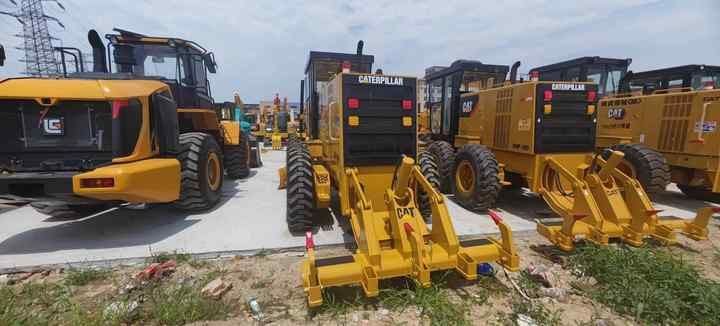 Used Japan Imported Caterpillar 140M Cat 140m Motor Grader with Good Quality and Low Price for Sale - Paletli ekskavatör: fotoğraf 4 Used Japan Imported Caterpillar 140M Cat 140m Motor Grader with Good Quality and Low Price for Sale - Paletli ekskavatör: fotoğraf 4