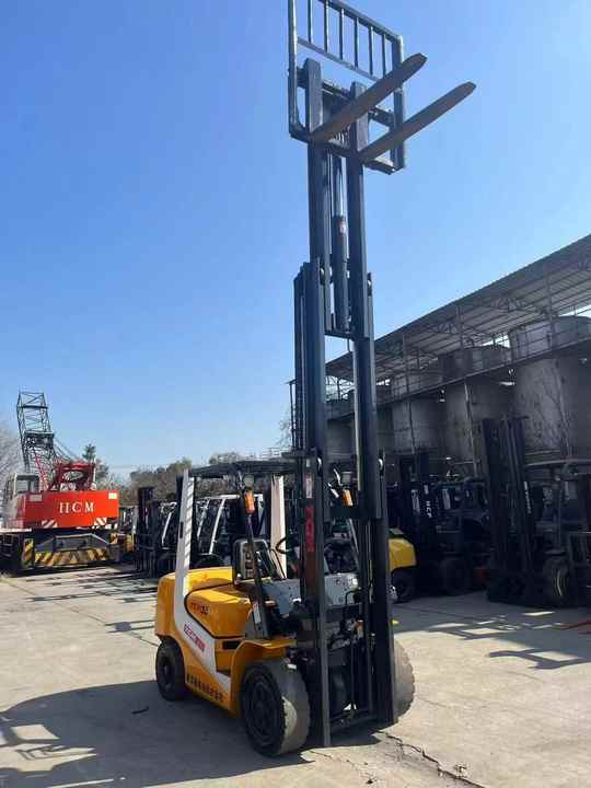 Very Good Condition and Cheap Price 3 Tonne TCM Forklift Run Performance TCM30 Forklift for Sale - Forklift: fotoğraf 3 Very Good Condition and Cheap Price 3 Tonne TCM Forklift Run Performance TCM30 Forklift for Sale - Forklift: fotoğraf 3