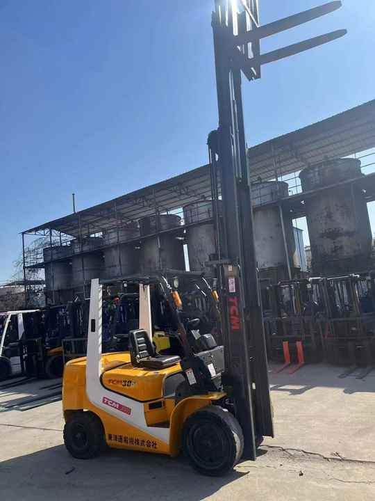 Very Good Condition and Cheap Price 3 Tonne TCM Forklift Run Performance TCM30 Forklift for Sale - Forklift: fotoğraf 4 Very Good Condition and Cheap Price 3 Tonne TCM Forklift Run Performance TCM30 Forklift for Sale - Forklift: fotoğraf 4