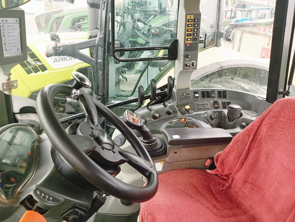 Claas Arion 460 - Traktör: fotoğraf 2 Claas Arion 460 - Traktör: fotoğraf 2
