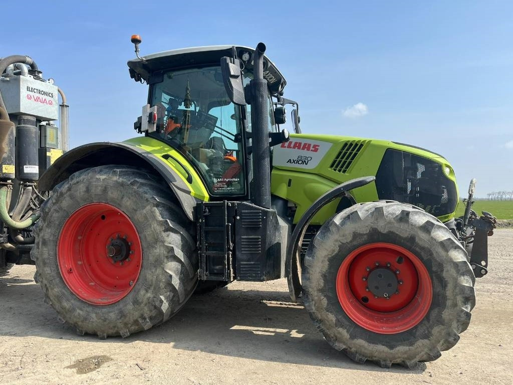 Claas Axion 830 - Traktör: fotoğraf 1 Claas Axion 830 - Traktör: fotoğraf 1