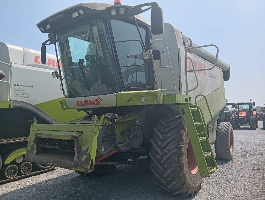 Claas Lexion 570 - Biçerdöver: fotoğraf 1 Claas Lexion 570 - Biçerdöver: fotoğraf 1