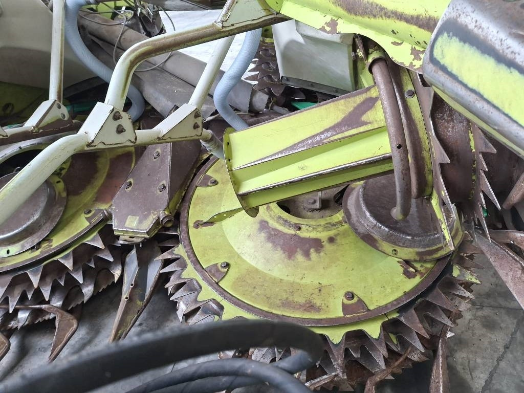 Claas Orbis 450 - Saman makinesi: fotoğraf 3 Claas Orbis 450 - Saman makinesi: fotoğraf 3