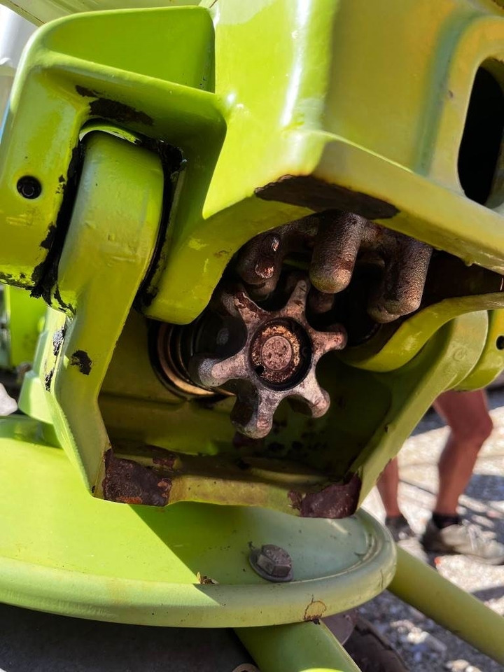 Claas Volto 900 T - Ot toplama tırmığı: fotoğraf 2 Claas Volto 900 T - Ot toplama tırmığı: fotoğraf 2