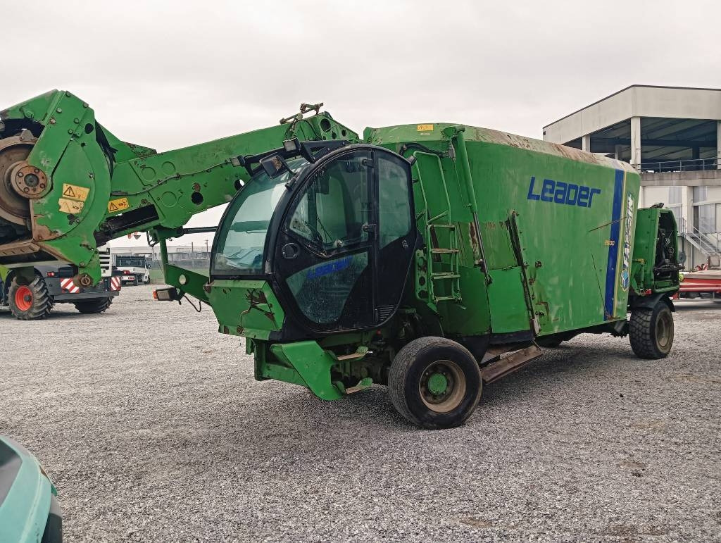 Faresin LEADER 2600 - Yem mikseri: fotoğraf 1 Faresin LEADER 2600 - Yem mikseri: fotoğraf 1