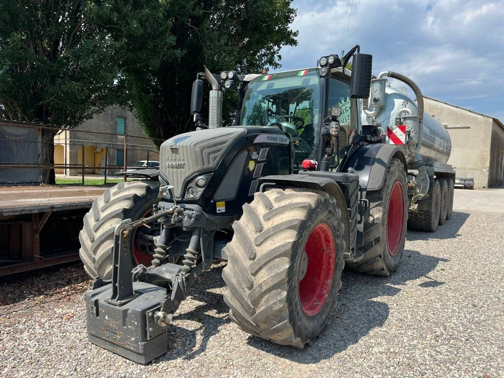 Fendt 720 - Traktör: fotoğraf 1 Fendt 720 - Traktör: fotoğraf 1