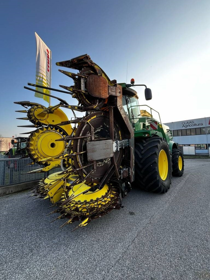 John Deere 8800 - Silaj makinesi: fotoğraf 4 John Deere 8800 - Silaj makinesi: fotoğraf 4