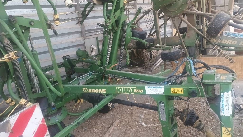Krone KWT 882 - Ot toplama tırmığı: fotoğraf 5 Krone KWT 882 - Ot toplama tırmığı: fotoğraf 5