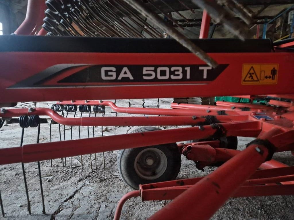 Kuhn 5031T - Ot toplama tırmığı: fotoğraf 5 Kuhn 5031T - Ot toplama tırmığı: fotoğraf 5
