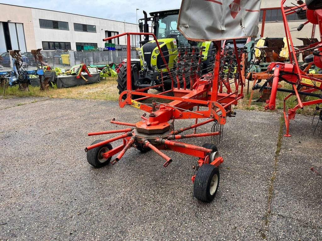 Kuhn GA 4121 G M - Ot toplama tırmığı: fotoğraf 3 Kuhn GA 4121 G M - Ot toplama tırmığı: fotoğraf 3