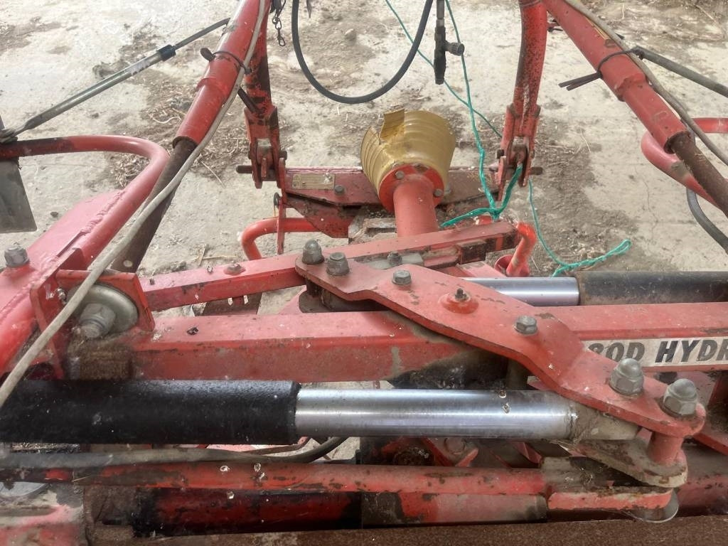 Lely TH 680 - Ot toplama tırmığı: fotoğraf 3 Lely TH 680 - Ot toplama tırmığı: fotoğraf 3