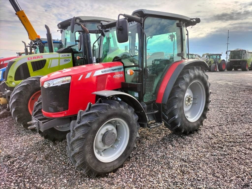 Massey Ferguson 4709 - Traktör: fotoğraf 2 Massey Ferguson 4709 - Traktör: fotoğraf 2