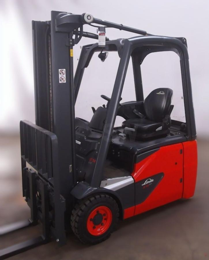 Fenwick E14 - Elektrikli forklift: fotoğraf 1 Fenwick E14 - Elektrikli forklift: fotoğraf 1